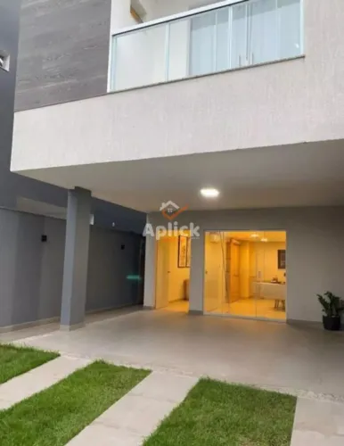Casa Duplex 3 Suítes c/ Closet | Porteira Fechada | Morada de Laranjeiras