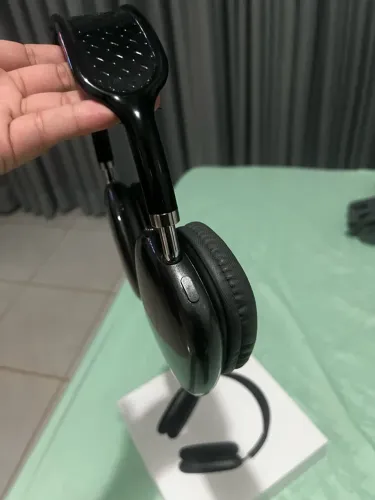 Fone e projetor