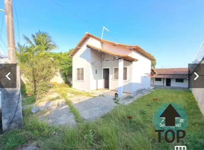 Oportunidade em Araruama! 2 Casas em Amplo Terreno de 450m² em Três Vendas