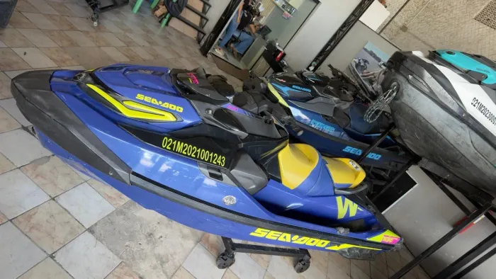 VENDE-SE JETSKI
