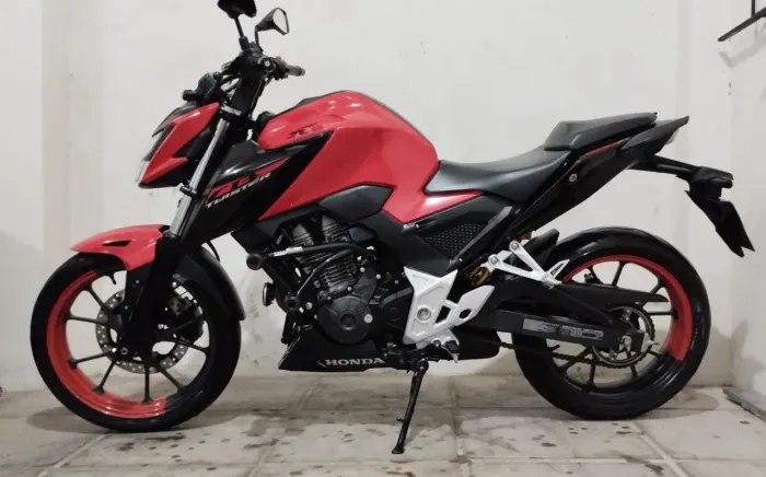 CB 300F TWISTER