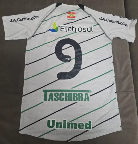 Camisa 2012-Tam G - #9 de jogo -  tecido em ótimo estado, detalhe nos patrocínios e n°.