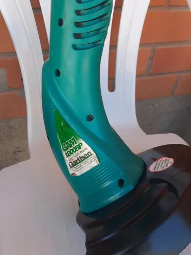 Aparador de grama garthen 1000w