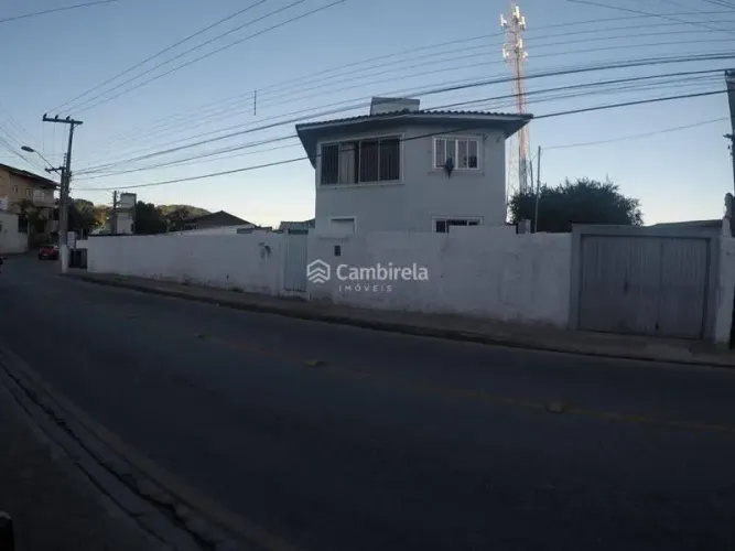 Vendo Casa residencial e comercial rua Ver. Arthur Manoel Mariano, São José SC