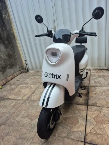 Scooter Elétrica Praticamente 0km - Quilometragem 0.03