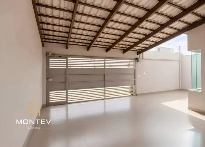Casa à venda, 3 quartos, 1 suíte, 3 vagas, São Roque - Divinópolis/MG