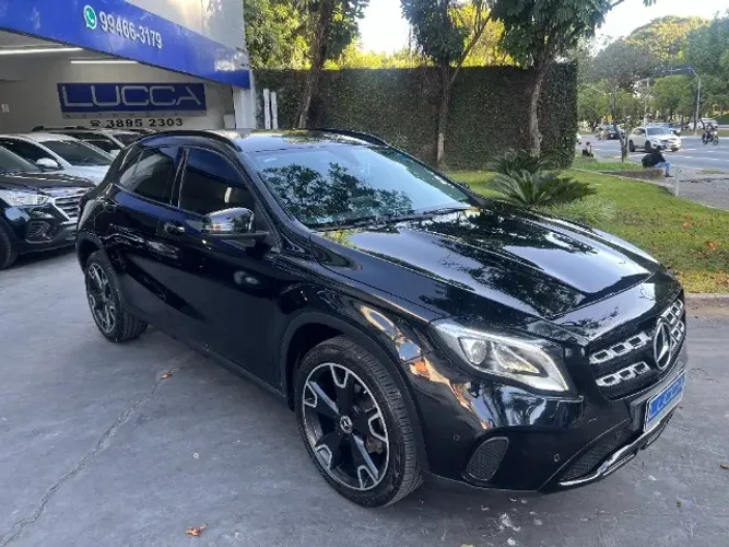 Mercedes-Benz GLA-200 GLA 200 Night 1.6. TB 16V Flex Aut. 2019