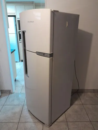 Geladeira Brastemp 375 litros 110v 