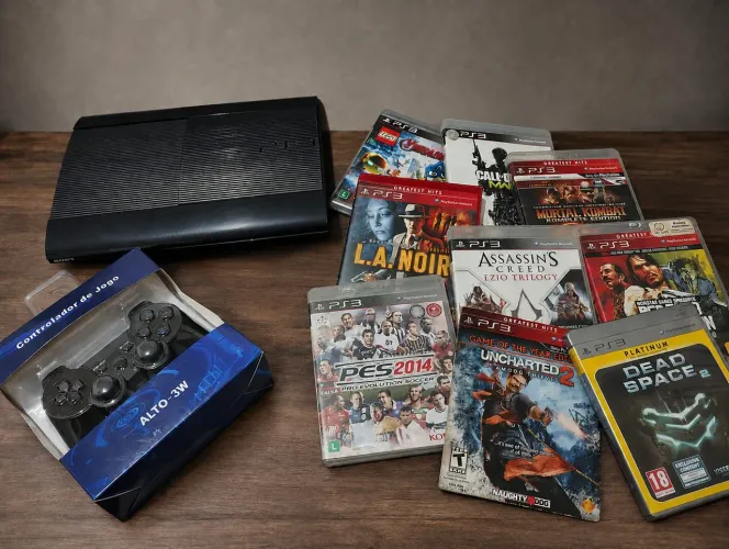 Playstation 3 slim, com 9 jogos e um controle novo fechado.