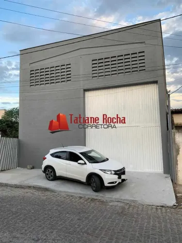 Alugo excelente galpão na Av Iguatemi .