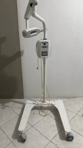 D700