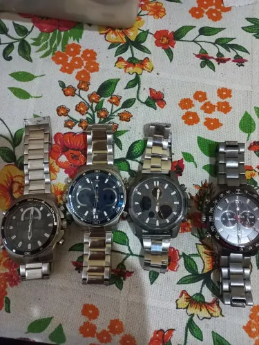 Vendo 4 maravilhosos relógios technos novos originais legítimos