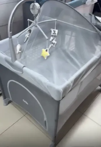 Berço chiqueirinho portátil