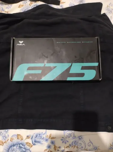 Vendo teclado aula F75