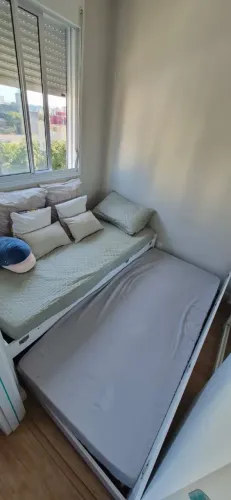 Cama + colchão 