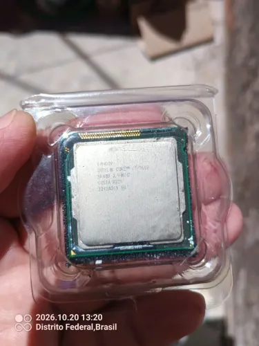 Processador i7 2600.
