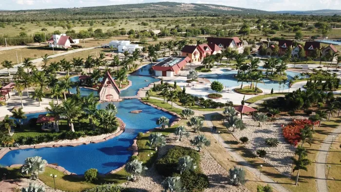 Lote esquina 600m2 - Próximo a portaria - Haras Residence - Vitoria da Conquista