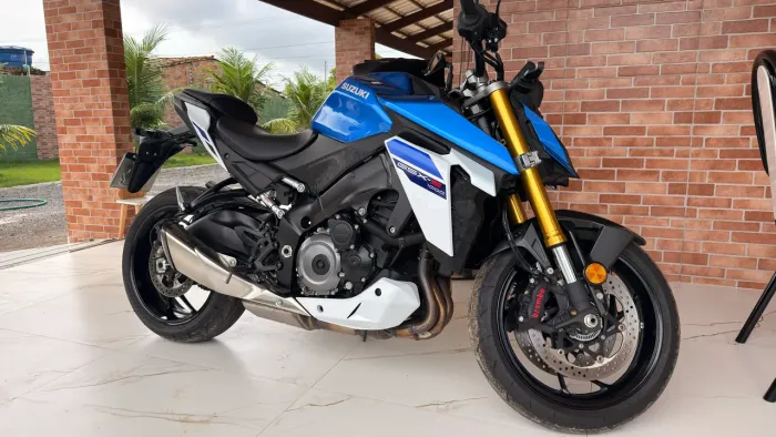 Suzuki GSXS 1000