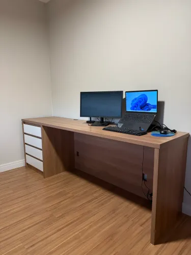 Mesa para escritório + nicho 