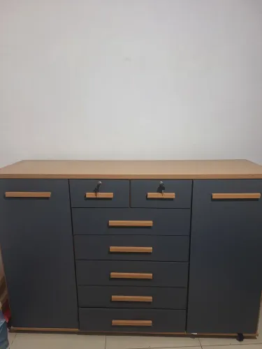 Vende se cômoda