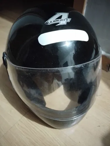 Capacete