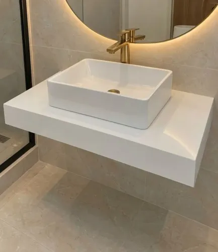 Pia de porcelanato para banheiro.