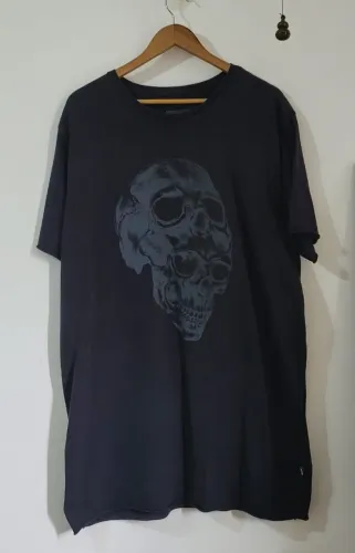 camiseta preta youcom long tam GG