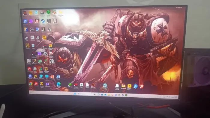 Asus Tuf GAMING 24pol 180Hz