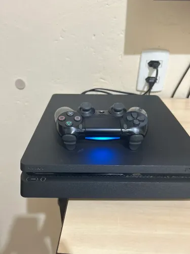 PlayStation 4 usado
