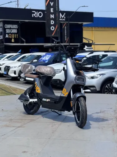 SCOOTER ELÉTRICA T2 - 800W À VENDA