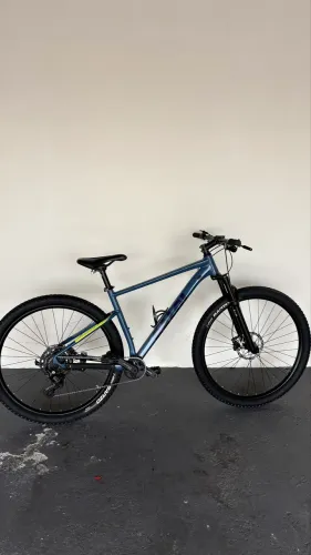 BICICLETA CALOI EXPLORER COMP 2024/SEMINOVA