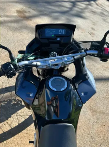 Moto conservada oportunidade imperdível 