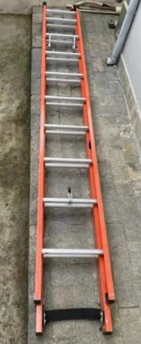 Aluguel de escadas