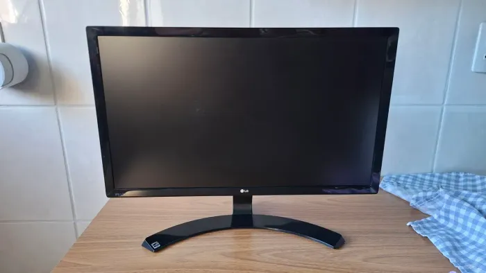 Monitor LG Flatron Led IPS 21 polegadas