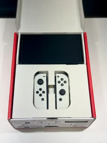 Nintendo Switch OLED Branco Completo na Caixa - Praticamente Zerado