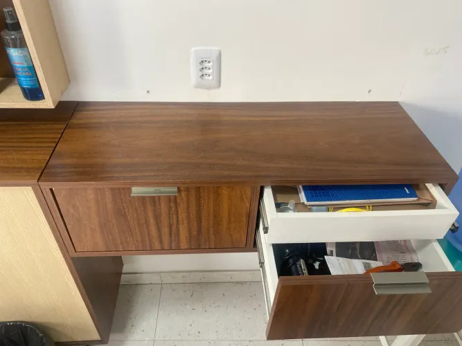 Bancada Embutida Para Barbearia ou Salão