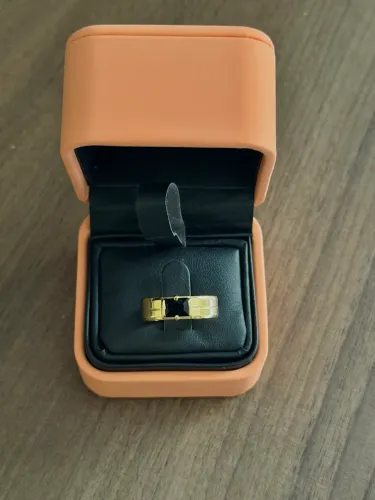Anel de ouro 18k com pedra Onix natural