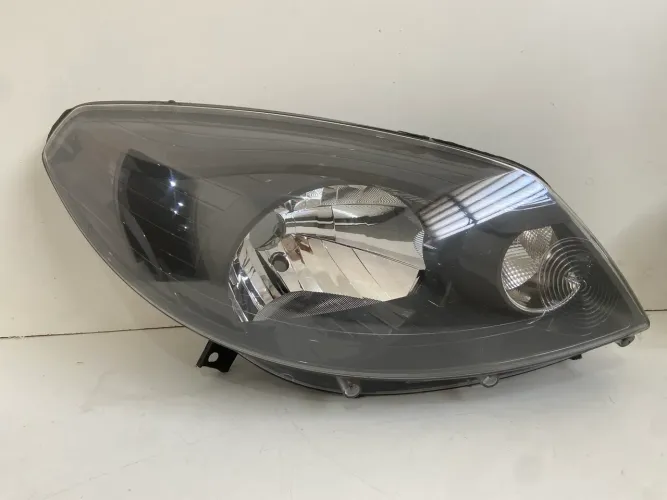 Farol Renault Sandero 2012 2013 2014 Mascara Negra Lado Direito Original 