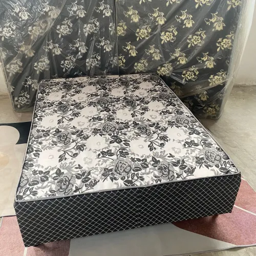 Cama de casal - NOVA
