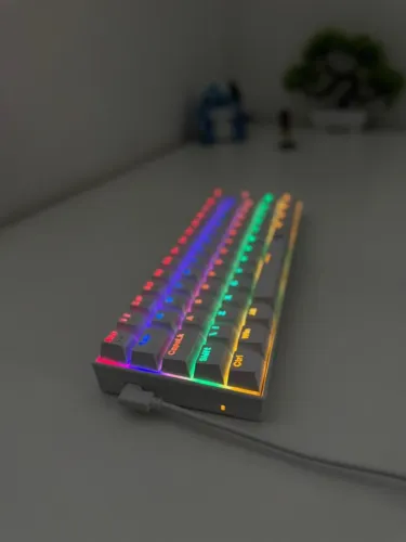 Teclado Redragon Lakshmi branco novo (garantia e parcelamento)