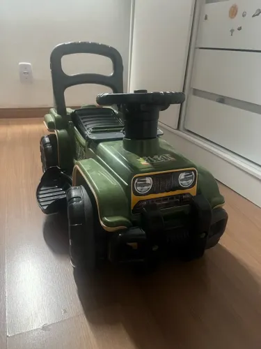 Jeep infantil