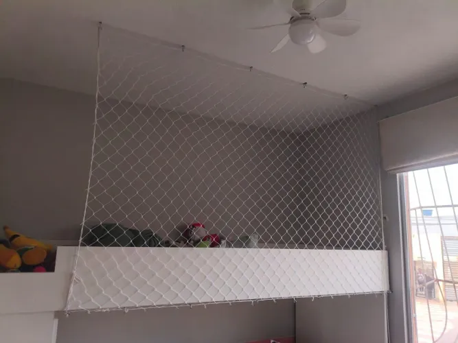 Rede proteção em cama beliche polietileno sobre medidas