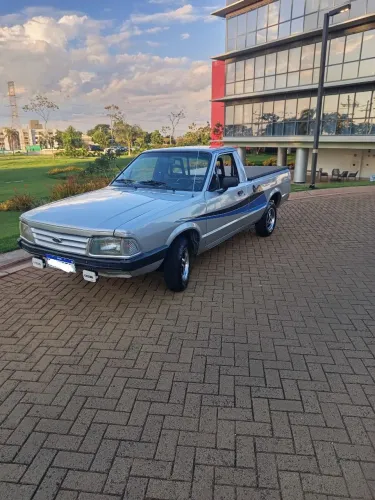 Ford Pampa L 1.8i / 1.8 (álcool) 1997