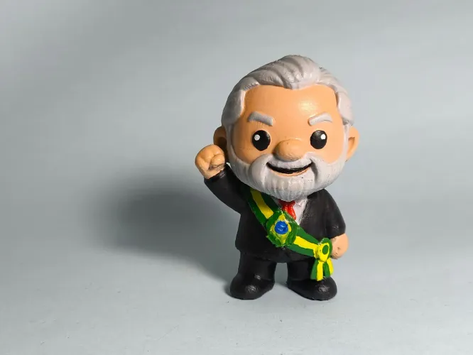 Miniatura impressa em 3D do Lula