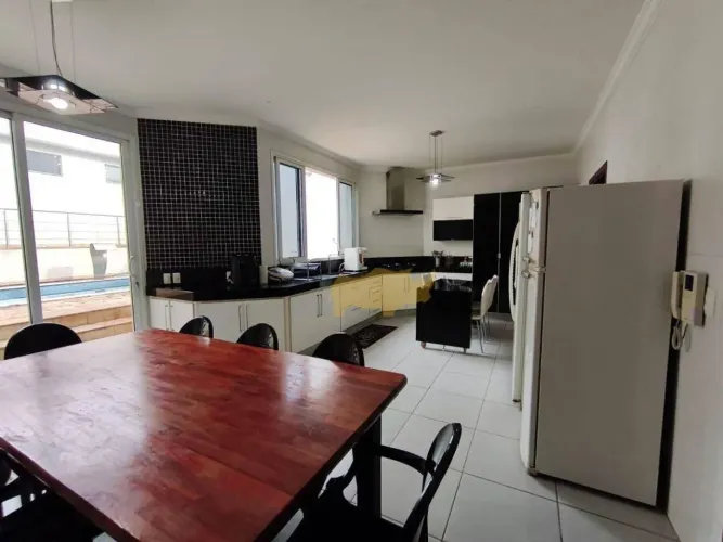Casa com 3 dormitórios à venda, 368 m² por R$ 1.600.000,00 - Centro - Rio Claro/SP