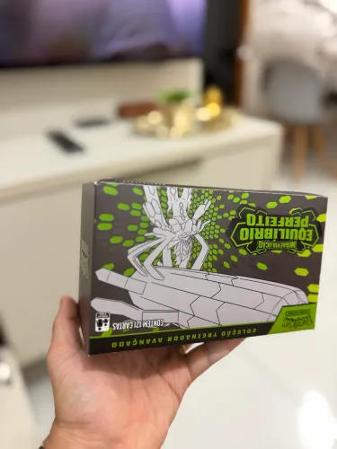 Box Treinador Avançado Pokémon TCG - Megaevolução: Equilíbrio Perfeito (ETB - PT-BR)