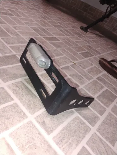 Suporte lateral para placa moto custom