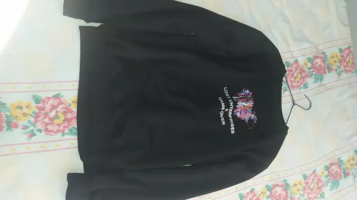 Blusa frio Lost. 