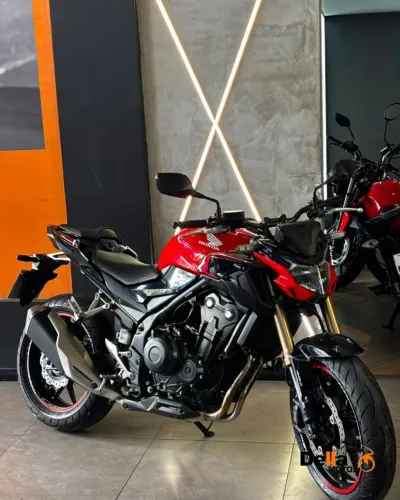 HONDA CB 500F 2023