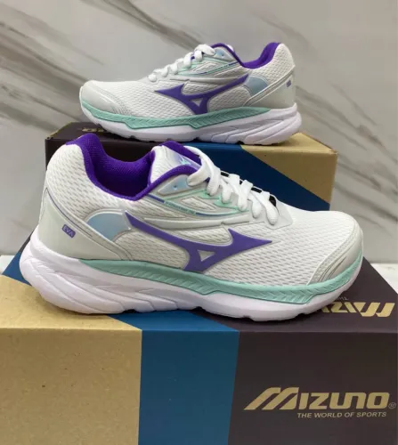 Mizuno racing EVA